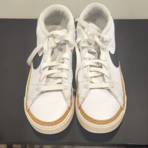Men's 8.5 - Nike White and Tan Sneakers